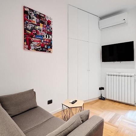 Ticinese 78 Apartment Milan Bagian luar foto